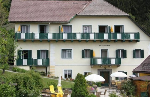 Millstatt Apartment | Ferienwohnung 3 - Petersenhof