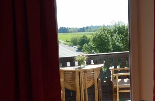 Rimsting Apartment | Ferienwohnung 50 qm mit Balkon im Dachgeschoss