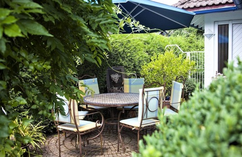 Alpirsbach Apartment | Ferienwohnung, 80qm, Garten, 2 Schlafzimmer, max. 4 Personen