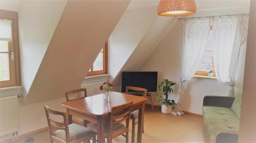Heideck Apartment | Ferienwohnung Abel