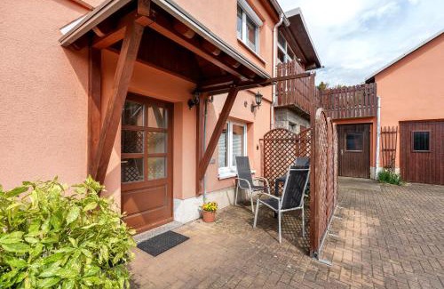 Ehrenberg Apartment | Ferienwohnung Ahrens