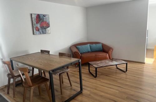 Hilzingen Apartment | Ferienwohnung Alkapa