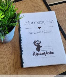 Missen-Wilhams Apartment | Ferienwohnung Alpenflair mit Pool und Sauna & direkt am Skilift