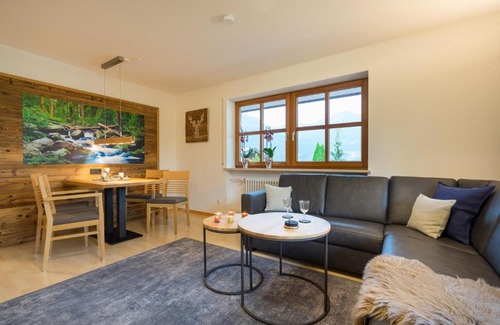 Oberstdorf Apartment | Ferienwohnung Alpentraum-Panorama Chalet