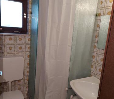 Untermunstertal Apartment | Ferienwohnung am Bächle