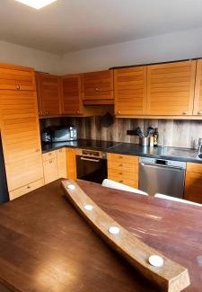 Dattingen Apartment | Ferienwohnung am Bach