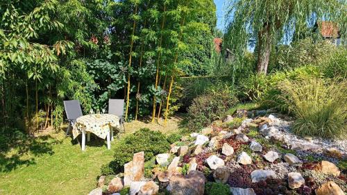 Kurort Gohrisch Apartment | Ferienwohnung "Am Waldsaum"