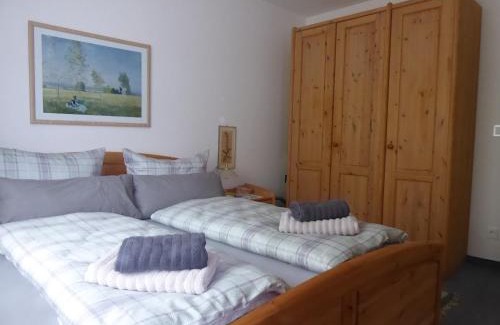 Missen-Wilhams Apartment | Ferienwohnung Am Kräutergarten - mit Pool, Sauna und Garage