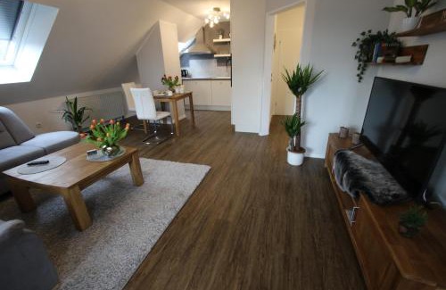Rhauderfehn Apartment | Ferienwohnung Am See
