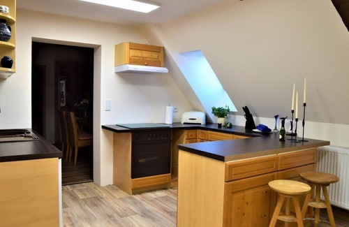 Hornbach Apartment | Ferienwohnung am Stadttor - Appartement/fewo, Bad, WC, Balkon