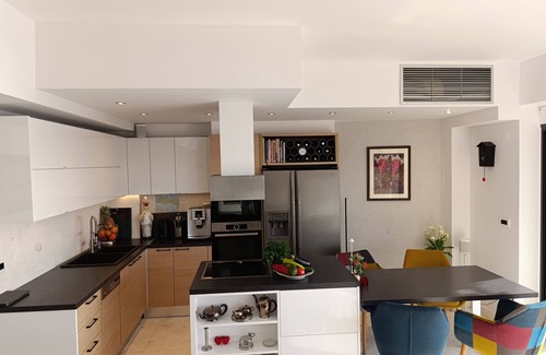 Nea Chora Apartment | Ferienwohnung am Strand mit Traumblick auf das Meer