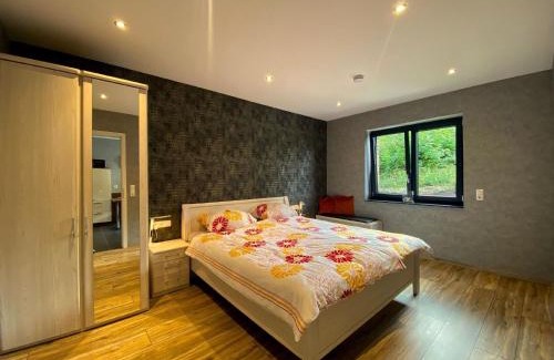 Kommerscheidt Apartment | Ferienwohnung Am Weiher Wohnung 5 Für 2 Personen