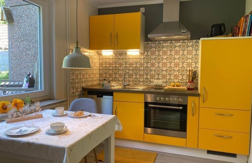 Elbrinxen Apartment | Ferienwohnung Amselnest - Holiday apartment by the stream