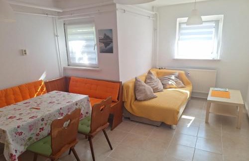 Weidhausen Apartment | Ferienwohnung Anja