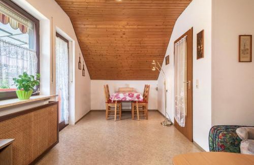 Neufrach Apartment | Ferienwohnung Apfelblüte