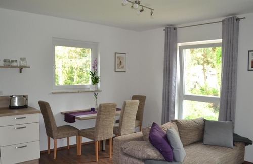 Waldesruh Apartment | Ferienwohnung/app. für 3 Gäste mit 50m² in Hoppegarten