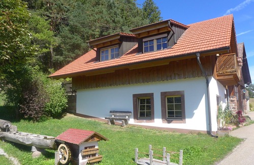 Schiltach Apartment | Ferienwohnung "Backhäusle", 62 qm, 1 Schlafzimmer, max. 2 Personen