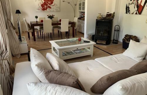Bergholz Apartment | Ferienwohnung Bella