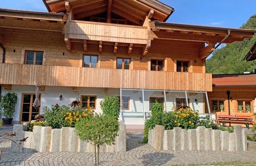 Kiefersfelden Apartment | Ferienwohnung Bergliebe ca. 40 qm Max. 3 Pers