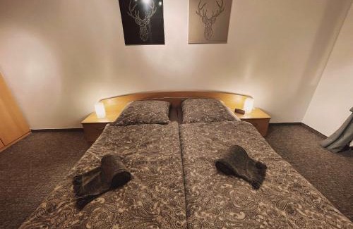 Selb House | Ferienwohnung Bienenkorb