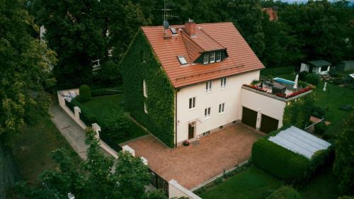 Sudstadt Apartment | Ferienwohnung Bisch