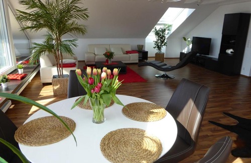 Nonnenhorn Apartment | Ferienwohnung Bodenseeblick