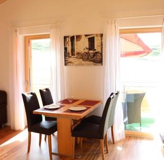 Hopferau Apartment | Ferienwohnung Breyer Wiedemen