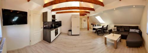 Sagard Apartment | Ferienwohnung Brunnenaue