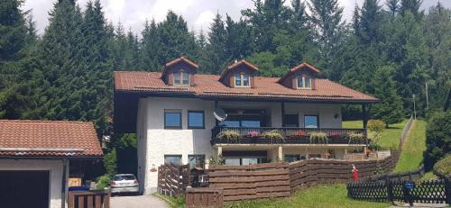 Bayerisch Eisenstein Apartment | Ferienwohnung Schmidt