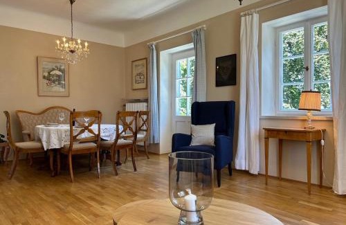 Gstadt Apartment | Ferienwohnung Villa Victoria mit grandiosem Seeblick und Gartennutzung in Jugendstil Villa