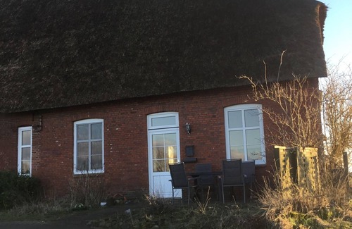 Hattstedtermarsch Apartment | Ferienwohnung "Haus lütje wehr"
