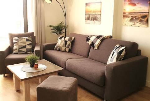 Hohen Wieschendorf Apartment | Ferienwohnung "Sunset Fairway 2"