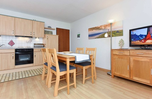 Neuharlingersiel Apartment | Ferienwohnung Wiesenblick im Landhaus am Grafthof - Ferienwohnung Wiesenblick