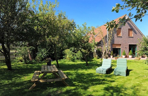Ostbense Apartment | Ferienwohnung Palstek - Ferienwohnungen im Haus am Watt in Ostbense