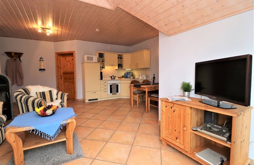 Ostseebad Wustrow Apartment | Ferienwohnung mit Balkon Direkt Hinter dem Deich
