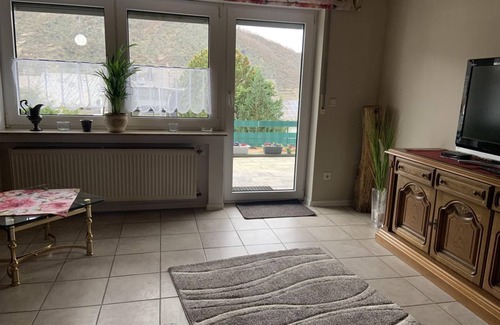 Dieblich Apartment | Ferienwohnung Dieblich - Ferienwohnung Mnit Terrasse & Pool