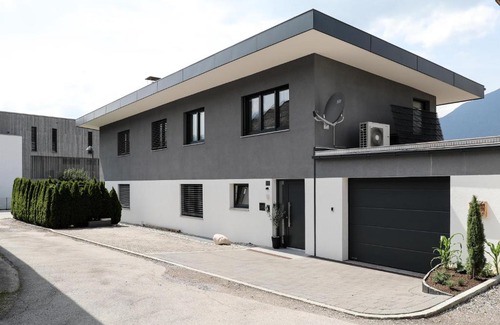 Kundl Apartment | Ferienwohnung Dohr