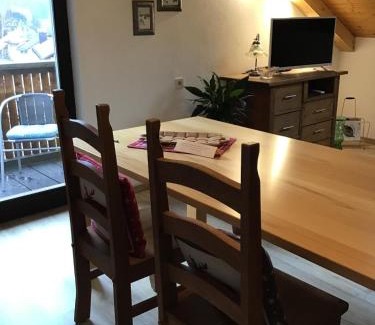 Lindberg Apartment | Ferienwohnung Dorfblick (Herzog)