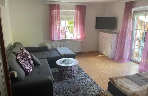 Lam Apartment | Ferienwohnung Eifler
