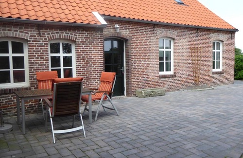 Grosefehn Apartment | Ferienwohnung Elise im Gulfhof am Kanal