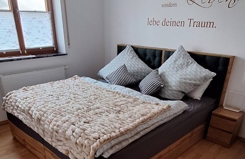 Ebersberg District Apartment | Ferienwohnung -entspannung vom Hektischen Alltag Radfahren, Wandern, Entspannen