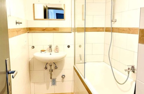 Mitte Apartment | Ferienwohnung für 4P mit Balkon