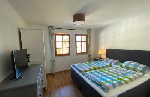 Anzenbach Apartment | Ferienwohnung Füsin