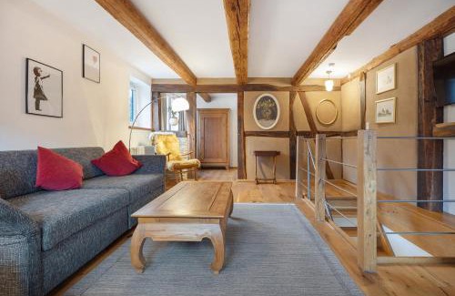 Emmerthal Apartment | Ferienwohnung Fachwerk-Home