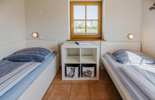 Vadersdorf Apartment | Ferienwohnung Fachwerkhaus - Süden unten - Bauernhof Hopp Vadersdorf