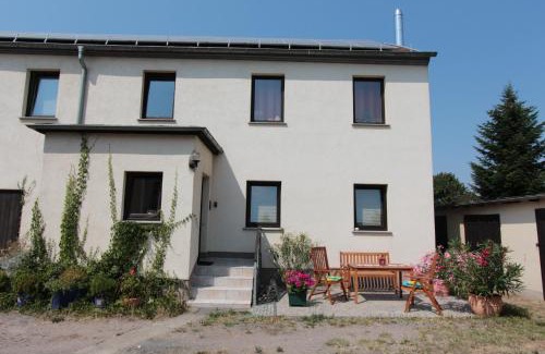 Kleinnaundorf Apartment | Ferienwohnung Frenkel