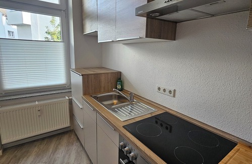 Solingen Apartment | Ferienwohnung Fußläufig zum Solinger Hauptbahnhof - Wlan und Netflix