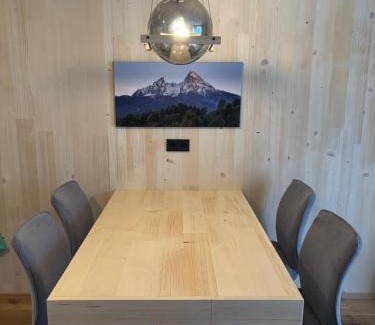 Bischofswiesen Apartment | Ferienwohnung GöllGlück