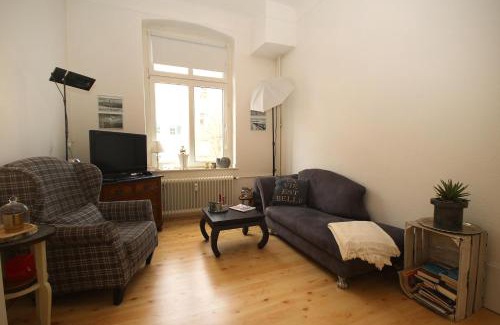 Oberbilk Apartment | Ferienwohnung, gemütlicher Altbau mit Balkon nähe Fürstenplatz und Königsallee
