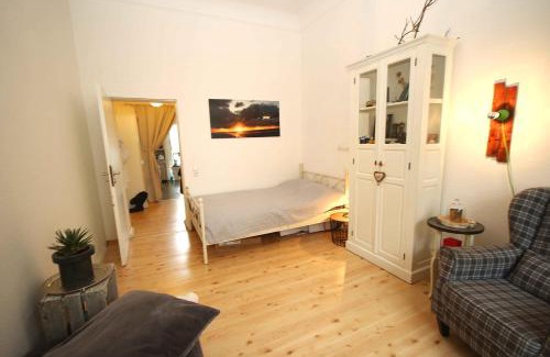 Oberbilk Apartment | Ferienwohnung, gemütlicher Altbau mit Balkon nähe Fürstenplatz und Königsallee